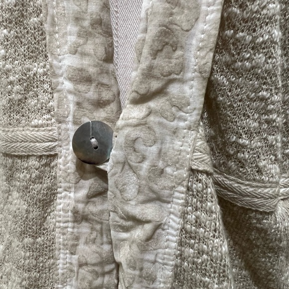 Gabby Isabella Cardigan - Picture 5 of 9